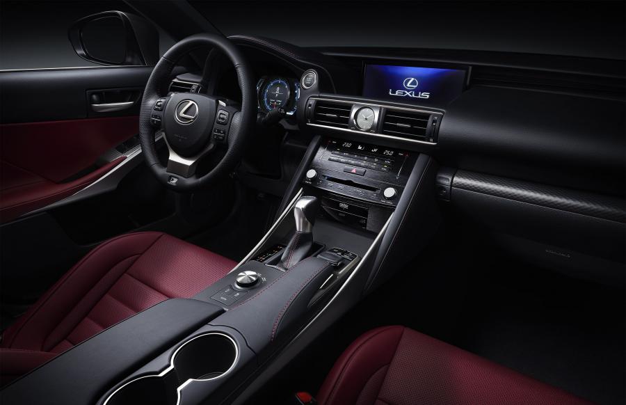  Lexus IS200t F-Sport 2015 года  (фото 45 из 52)